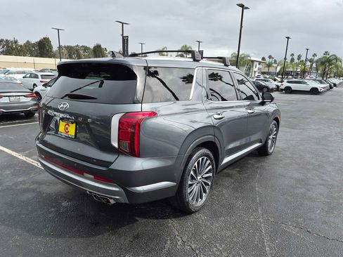Used 2024 Hyundai Palisade Calligraphy image 7