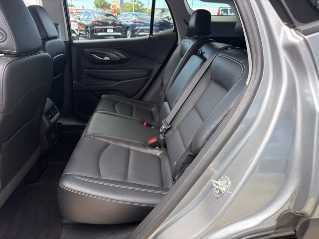 Used 2024 GMC Terrain SLT FWD image 16