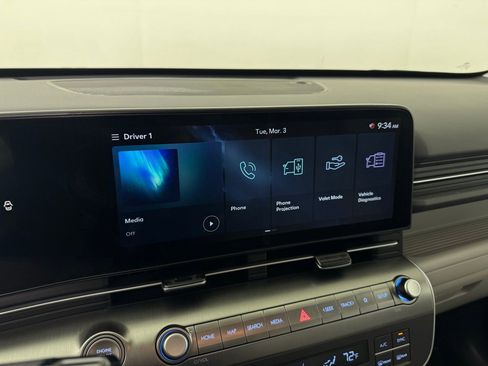 Used 2025 Hyundai Kona SEL image 16