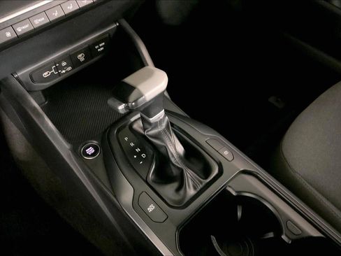 Used 2025 Kia K4 FWD image 17