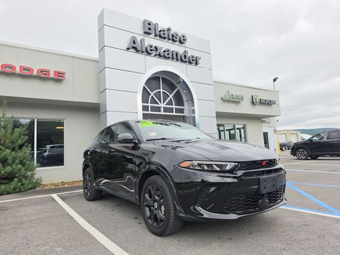 Used 2024 Dodge Hornet R/T Plus w/ R/T Blacktop Package AWD/4WD image 1