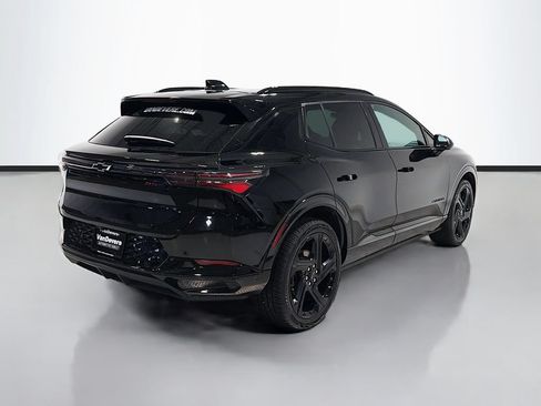 Used 2024 Chevrolet Equinox EV RS AWD/4WD image 9