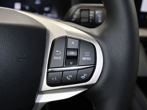 New 2026 Ford Explorer Active w/ Active Comfort Package image 38