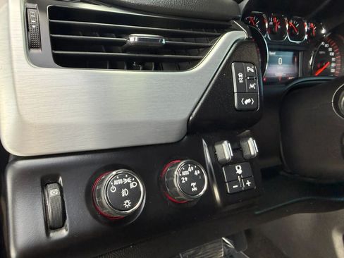 Used 2016 GMC Yukon SLT w/ Open Road Package AWD/4WD image 41