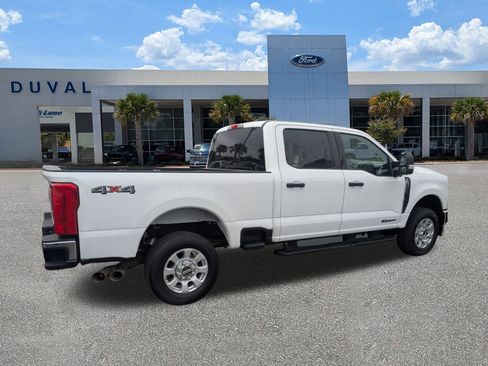 Used 2024 Ford F250 XLT image 4