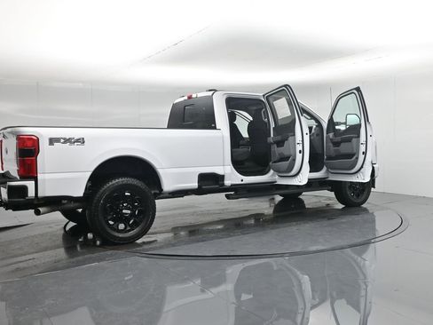 New 2026 Ford F350 XLT w/ XLT Premium Package AWD/4WD image 5