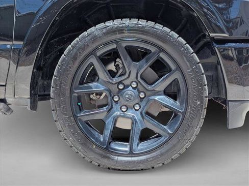 Used 2022 RAM 1500 Laramie AWD/4WD image 22