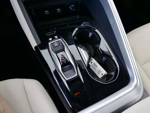 New 2025 Audi Q5 Premium image 25