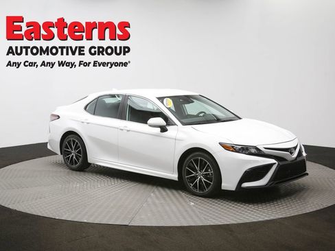 Used 2024 Toyota Camry SE FWD image 48