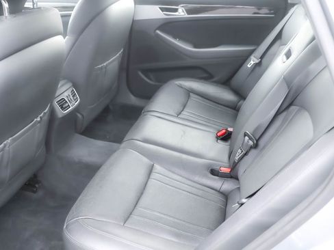 Used 2015 Hyundai Genesis 3.8 image 26
