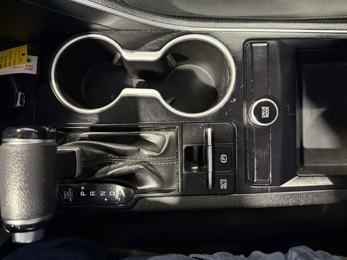 Used 2021 Kia K5 LXS image 26