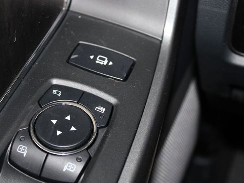 New 2026 Ford F250 Lariat w/ Black Appearance Package image 46