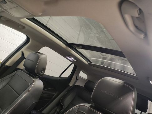 Used 2020 GMC Terrain Denali w/ Denali Premium Package image 22