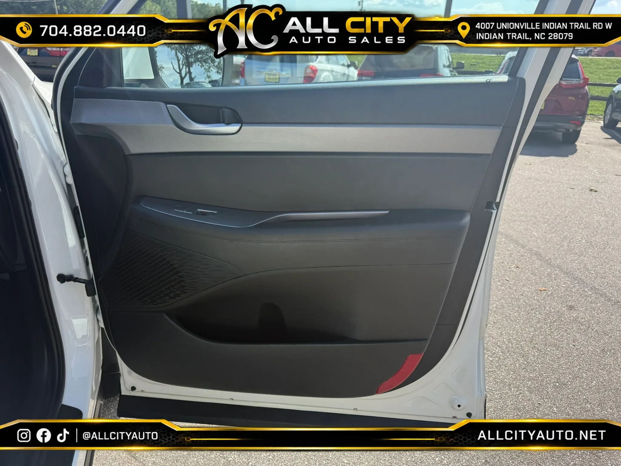 Used 2021 Hyundai Palisade SEL w/ Convenience Package FWD image 9