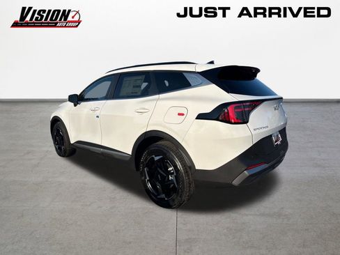 New 2026 Kia Sportage EX w/ EX Panorama Roof Package image 7