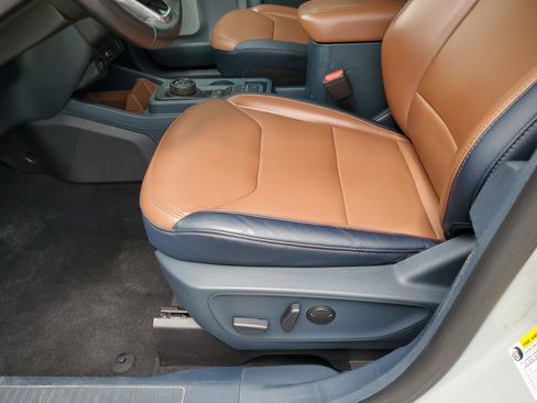 Used 2022 Ford Maverick Lariat w/ Lariat Luxury Package image 19