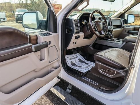Used 2019 Ford F150 Limited image 27