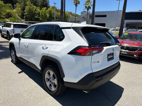 Used 2023 Toyota RAV4 XLE FWD image 5