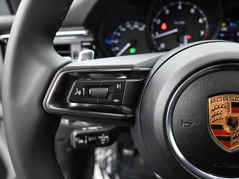 New 2026 Porsche Macan AWD/4WD image 15