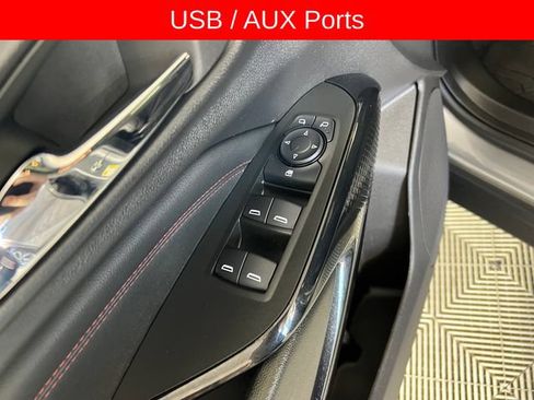 Used 2025 Chevrolet Trax RS w/ Sunroof Package FWD image 12