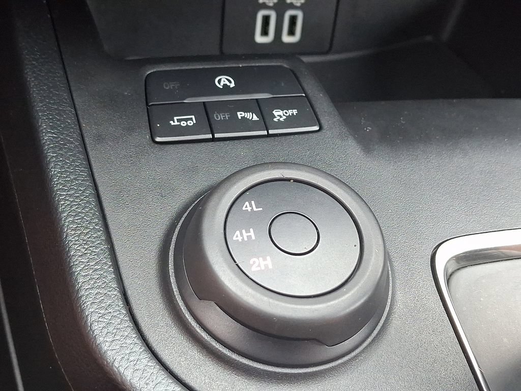 Used 2019 Ford Ranger XLT w/ Equipment Group 301A Mid AWD/4WD image 28
