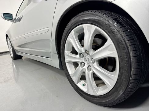 Used 2010 Acura RL AWD/4WD image 9