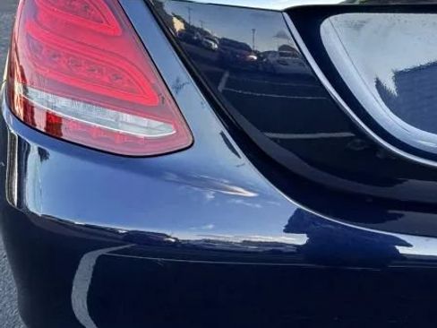 Used 2015 Mercedes-Benz C 300 4MATIC Sedan image 11