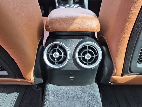 Used 2021 Alfa Romeo Giulia Sprint w/ Nero Edizione image 21