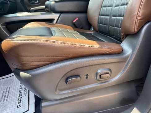 Used 2017 Nissan Titan Platinum Reserve image 15