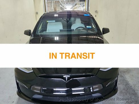 Used 2024 Tesla Model X Plaid image 17