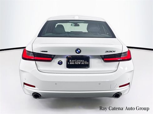 Used 2025 BMW 330i xDrive Sedan w/ Premium Package image 6