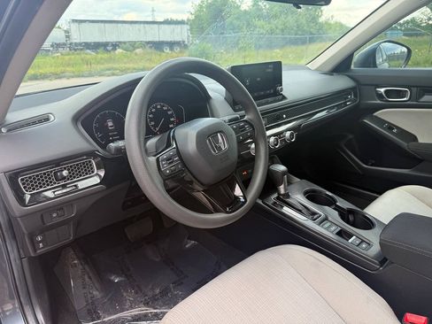 Used 2024 Honda Civic LX image 10