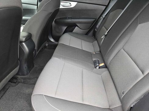 Used 2024 Kia Forte LXS w/ LXS Technology Package image 28