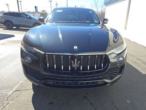 Used 2023 Maserati Levante GT AWD/4WD image 2