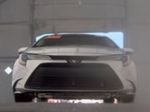 Used 2025 Toyota Corolla LE FWD image 3