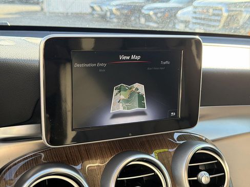 Used 2018 Mercedes-Benz GLC 300 image 13