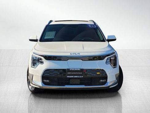 Used 2025 Kia Niro Wave w/ Wave Preserve Package image 2