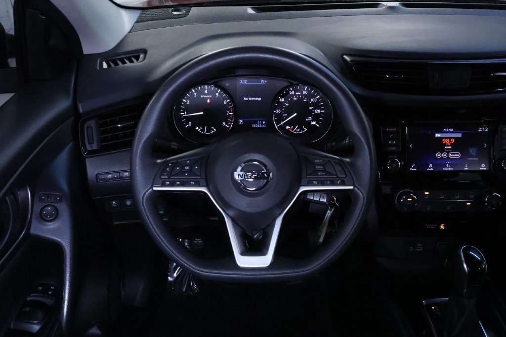 Used 2020 Nissan Rogue Sport S FWD image 17