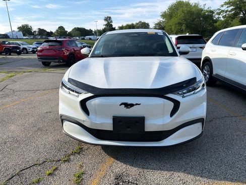 Used 2022 Ford Mustang Mach-E Select AWD/4WD image 4