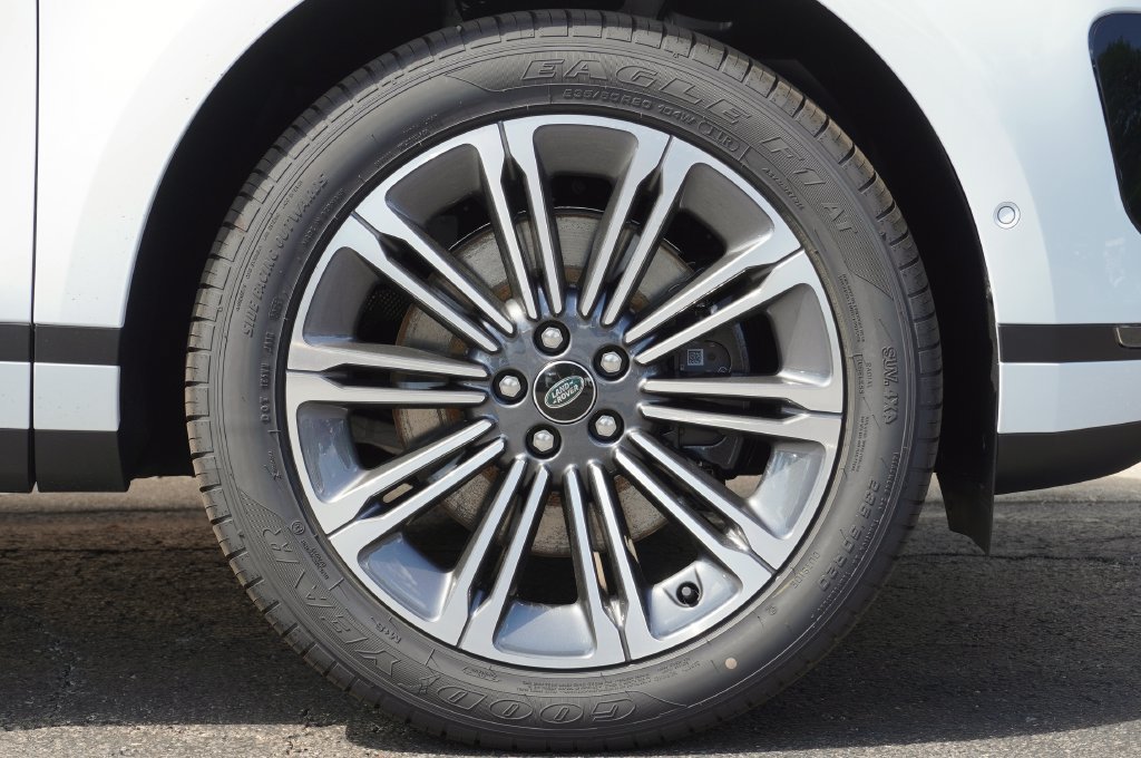 New 2026 Land Rover Range Rover Evoque S AWD/4WD image 8