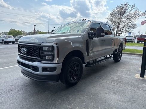 Used 2025 Ford F250 XL w/ STX Appearance Package image 4