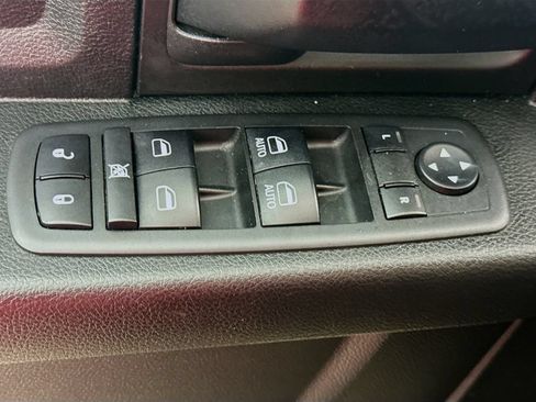 Used 2019 RAM 1500 Express w/ Wheel & Sound Group AWD/4WD image 17