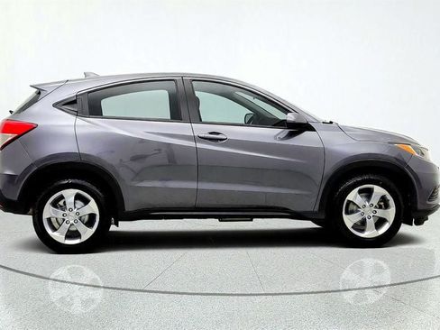 Used 2019 Honda HR-V LX image 4