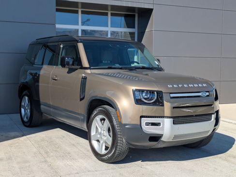 Certified 2023 Land Rover Defender 110 SE image 3