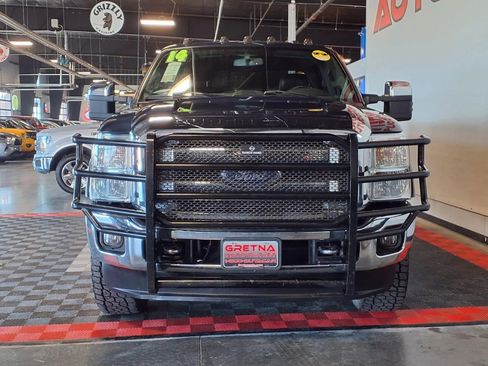Used 2014 Ford F350 Lariat w/ Chrome Package image 2