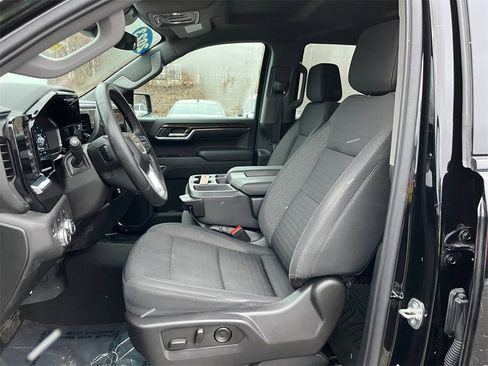 Used 2023 GMC Sierra 1500 Elevation image 9