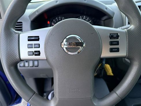 Used 2014 Nissan Frontier SV RWD image 29