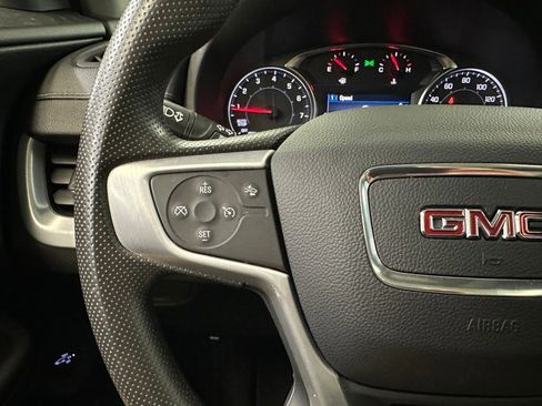 Certified 2022 GMC Terrain SLE w/ Driver Convenience Package image 12