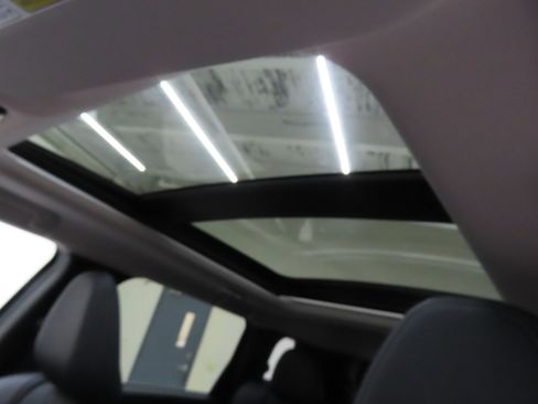 New 2025 Mitsubishi Outlander SE image 20