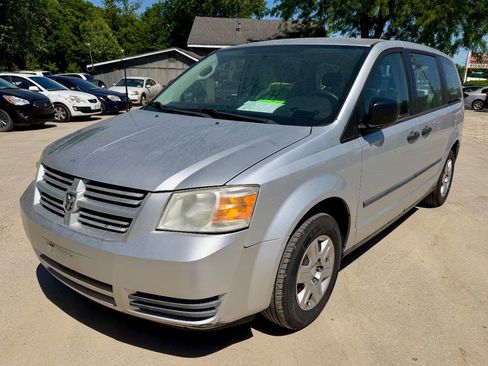 Used 2008 Dodge Grand Caravan SE FWD image 10
